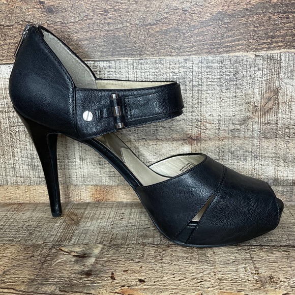 Michael Kors Black Leather Peep Toe Heels Back Zip Size 10 - Picture 6 of 14